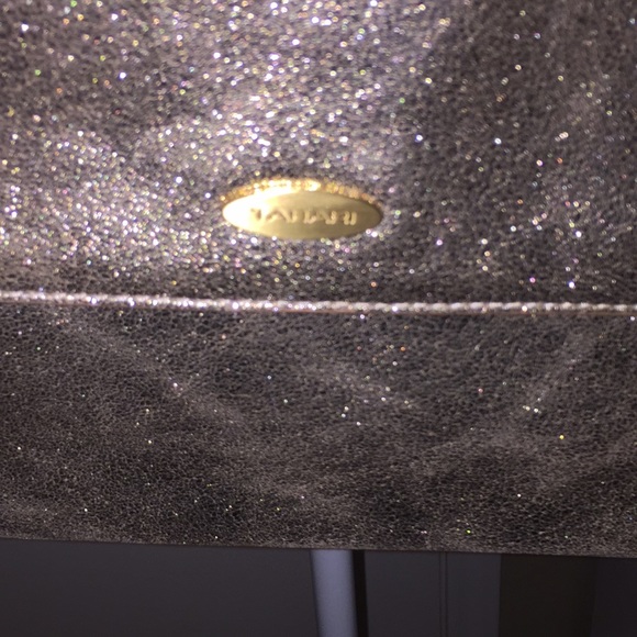 Tahari Gold Leather Purse - Picture 3 of 8